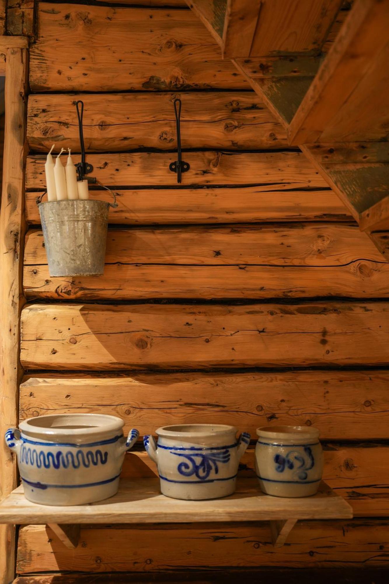 The Famous Yellow House Рейне Экстерьер фото